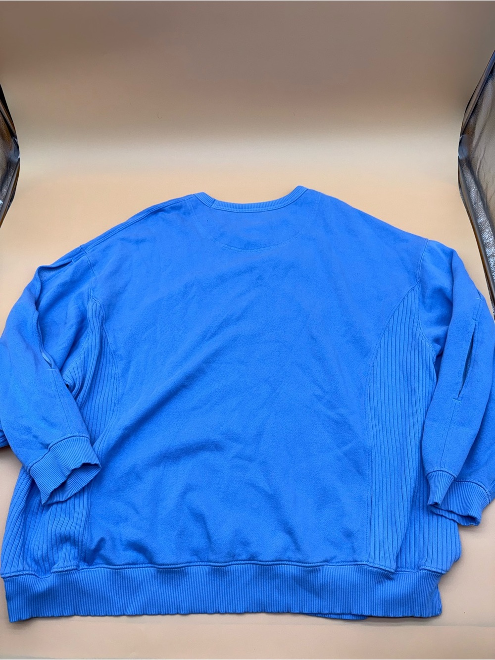 aerie Tres Chic Keyhole Light Blue Crewneck Sweater with Split-Sleeve Detail - Picture 8 of 9